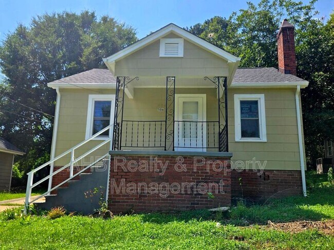 Building Photo - 506 Lakeside Ave
