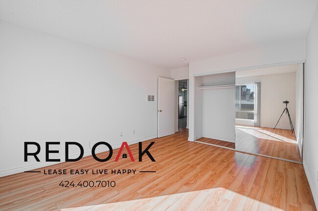 Foto del edificio - 3710 Midvale Ave