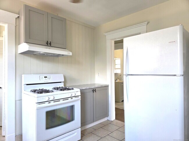 Foto del edificio - 108 Concord St