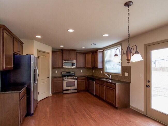 Building Photo - 3343 Sag Harbor Ct NE