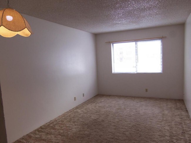 Building Photo - 1212 D Street, #6
