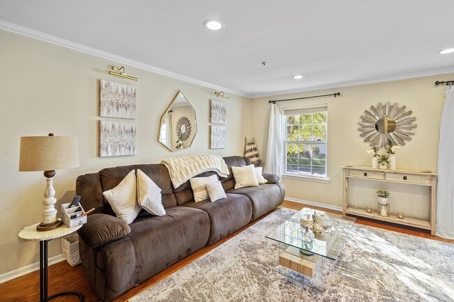 Building Photo - 3202 Appleton Way