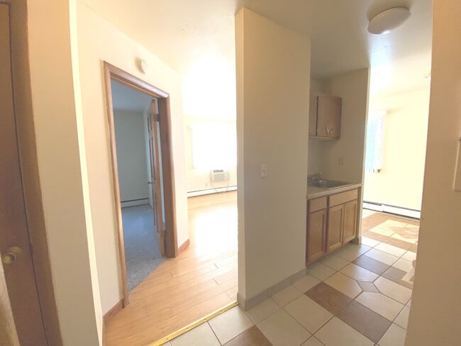 Interior Photo - 1620 Marshall