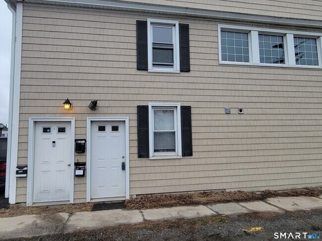 Building Photo - 1 Elizabeth St