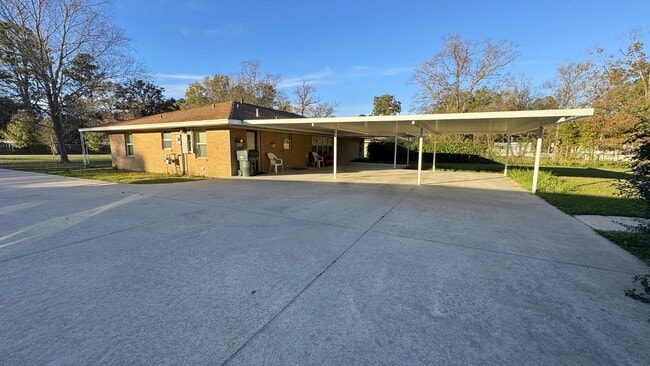 Building Photo - 2706 Jersey St