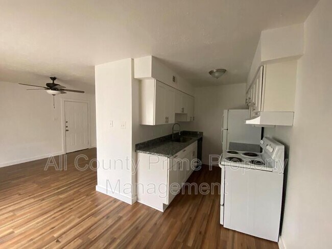 Foto del edificio - 2813 Cypress Bend Cir