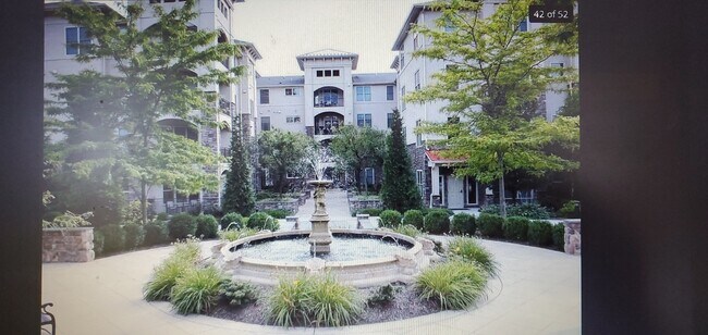 Foto del edificio - 213 Cornerstone Dr