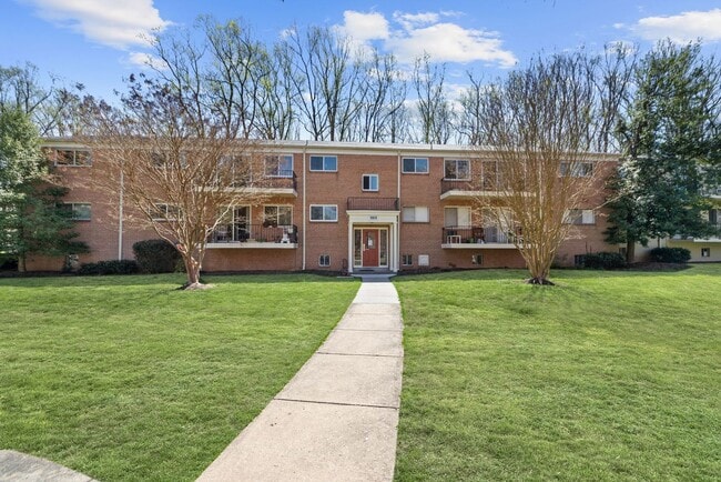 Photo - 2BD/2BA- Bethesda Condo in Parkside Community - Utilities Included