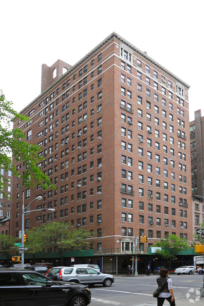 Foto del edificio - 51 Fifth Ave