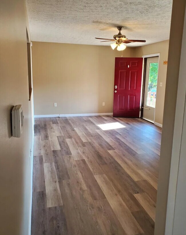 Foto del edificio - 2409 Ontario St, Flatwoods, KY 41139