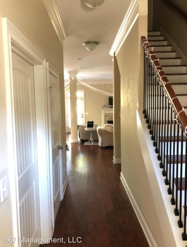 Building Photo - 4 br, 4 bath House - 446 Breckenridge Court