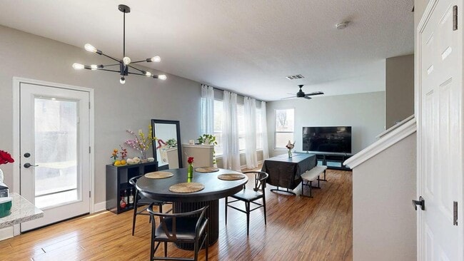 Building Photo - Comfortable Round Rock living with space, style, and everyday convenience