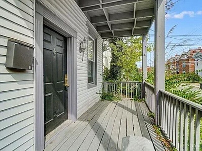 Foto del edificio - 2705 Hackberry St