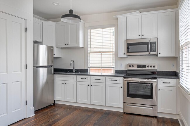 Foto del edificio - 1403 Jefferson St