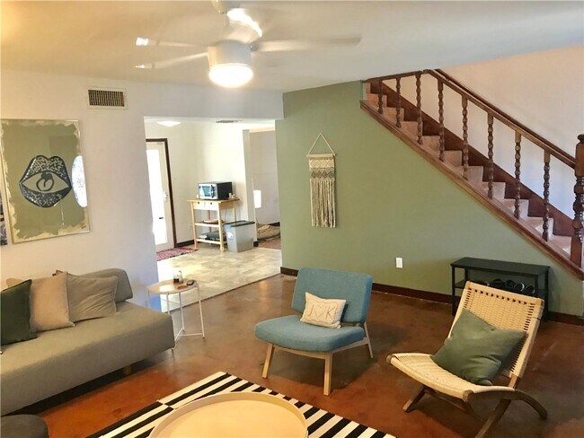 Foto del edificio - 5006 Brushy Ridge Dr