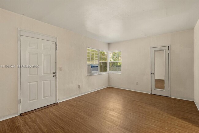 Foto del edificio - 4410 NE 2nd Ave