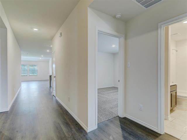 Foto del edificio - 1110 Silver Maple Ln