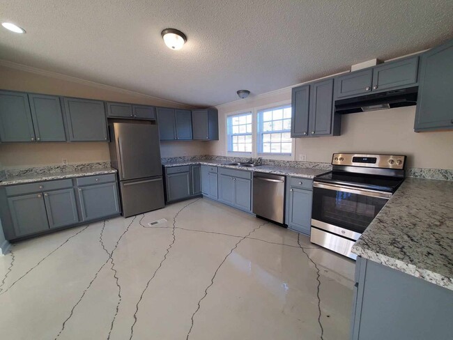 Building Photo - Recently renovated 3 bedroom in Stedman!