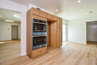 Building Photo - 7714 Teal Run Dr