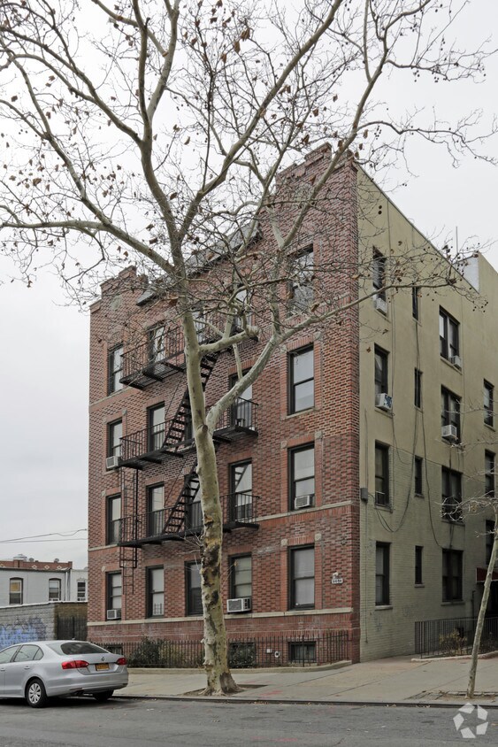 2456 44th St - 24-56 44th St