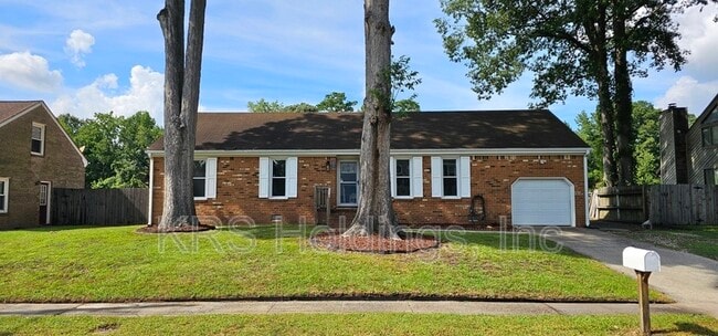 Foto del edificio - 2536 Roundtree Cir