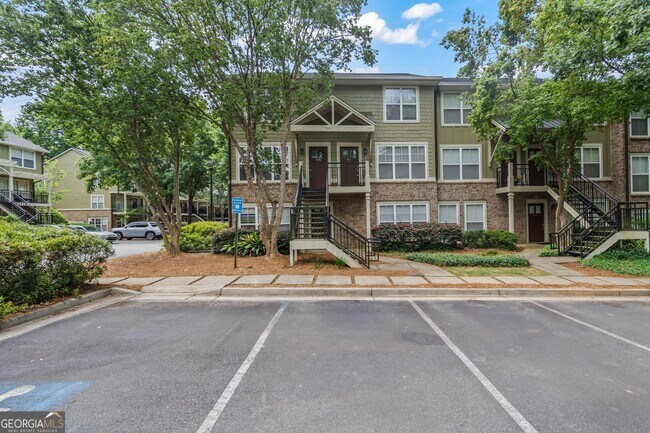 Building Photo - 660 Barnett Shoals Rd