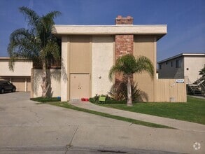 Building Photo - 7821 Shaffer Cir