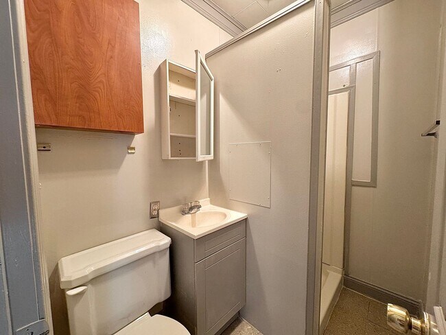 Foto del edificio - 2608 E Archer St