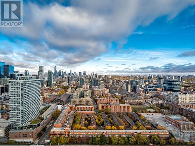 Building Photo - 20 Richardson St