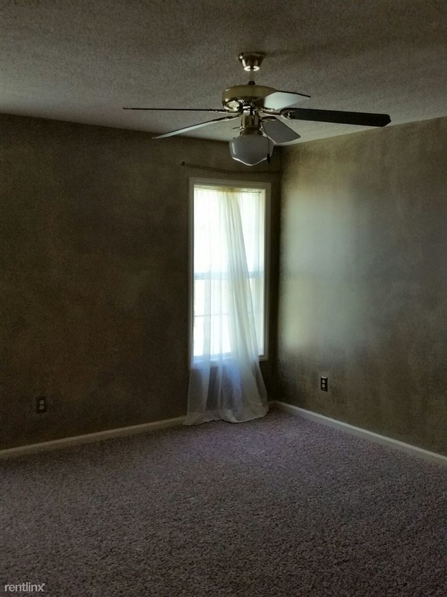 Building Photo - 1619 Coventry Woods Ct