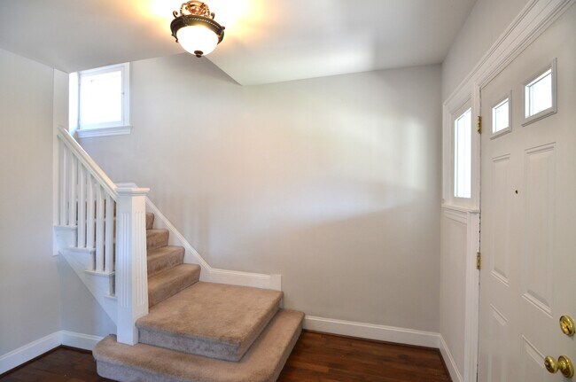Foto del edificio - 4109 Millsbrae Ave