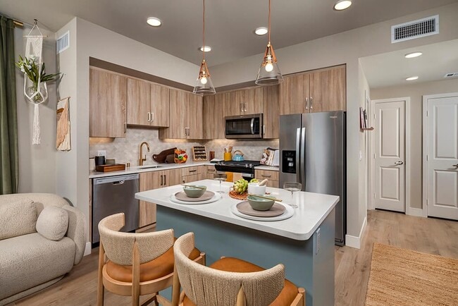 Building Photo - Rivair Apartment Homes