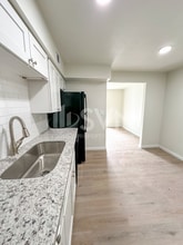 Building Photo - 1033 Adair Ave