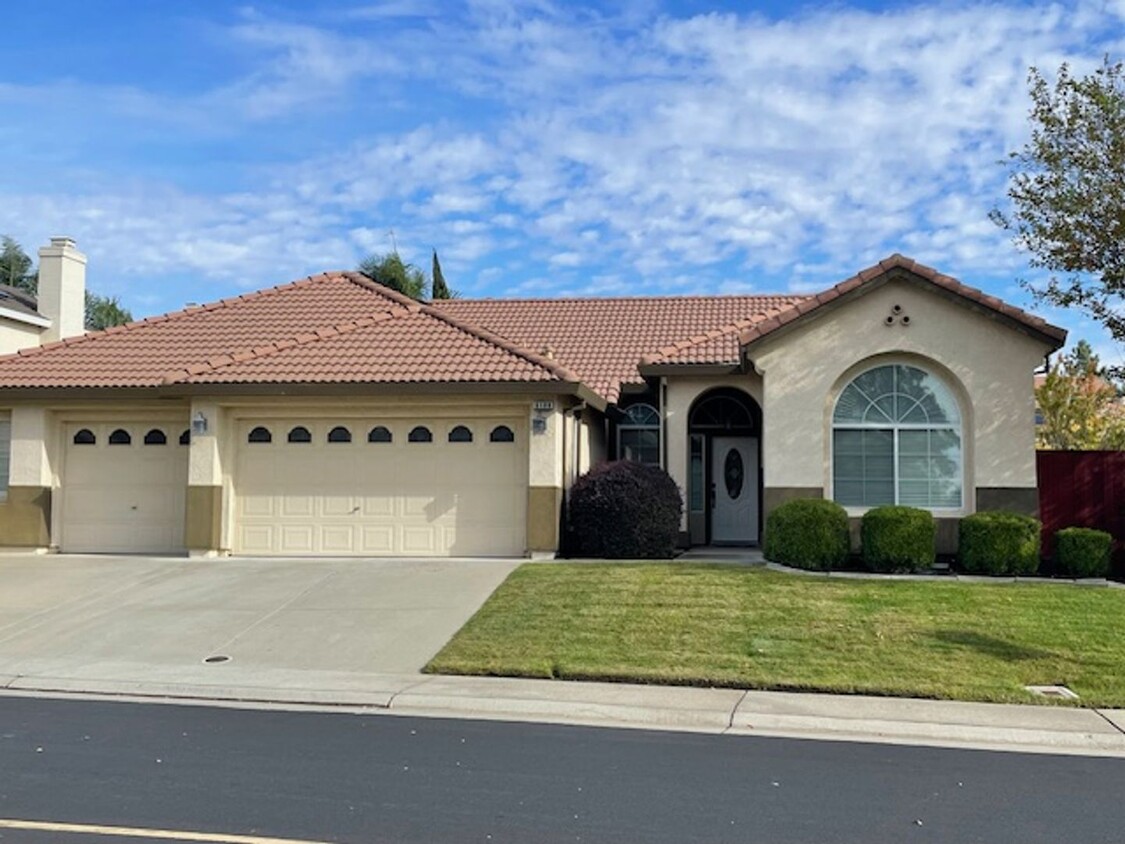 Primary Photo - BEAUTIFUL ROCKLIN HOME!