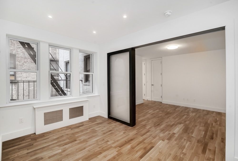 Primary Photo - 42 Linden Blvd