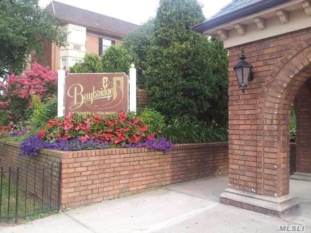 Primary Photo - 207-32 Jordan Dr