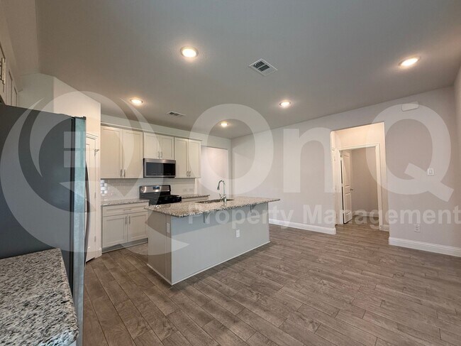 Foto del edificio - 15904 Placid Trail