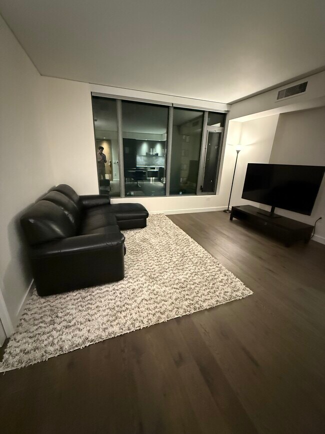 Foto del edificio - 2510 6th Ave