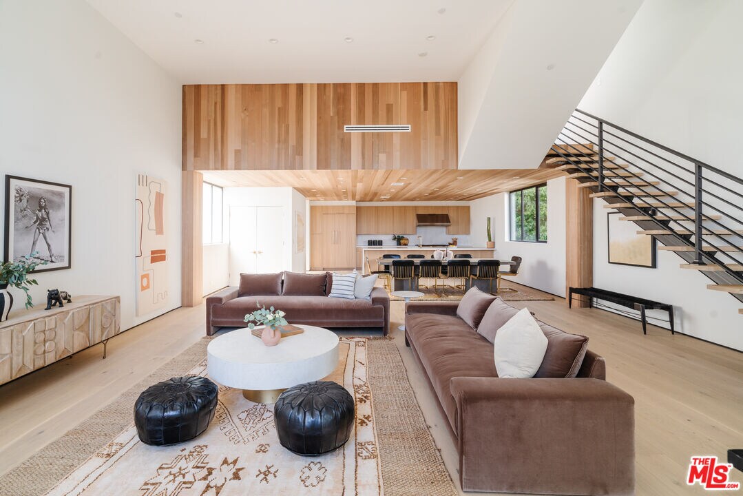 Foto principal - 611 Broadway St