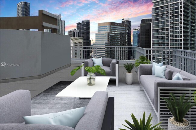 Building Photo - 801 Brickell Key Blvd