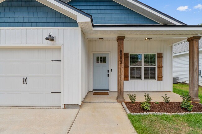 Building Photo - 8553 Sonnyboy Ln