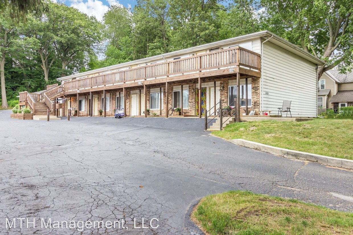 18111811 Humphrey St, Kalamazoo, MI 49048 Condo for Rent in