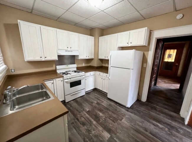 Foto del edificio - 2214-2216 7th Ave