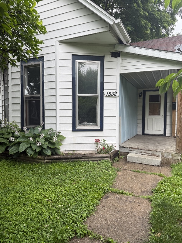 Building Photo - 1532 Woodley Ave