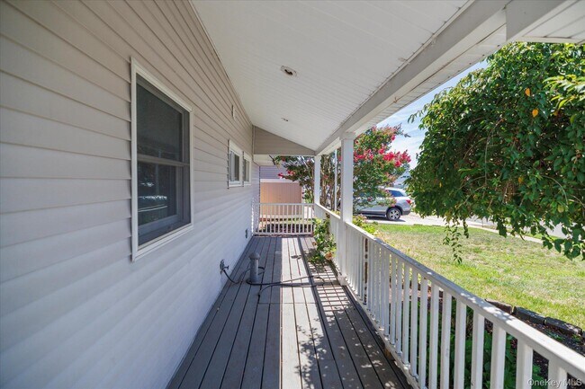 Foto del edificio - 24 Bobwhite Ln