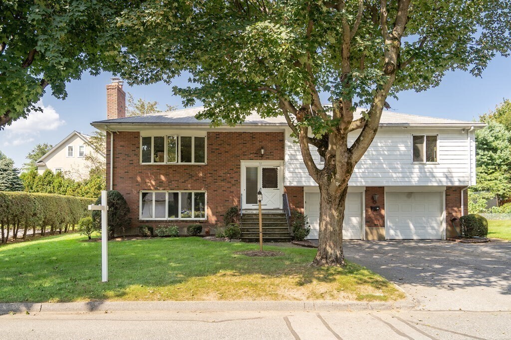52 Cottonwood Rd, Wellesley, MA 02482 House Rental in Wellesley, MA