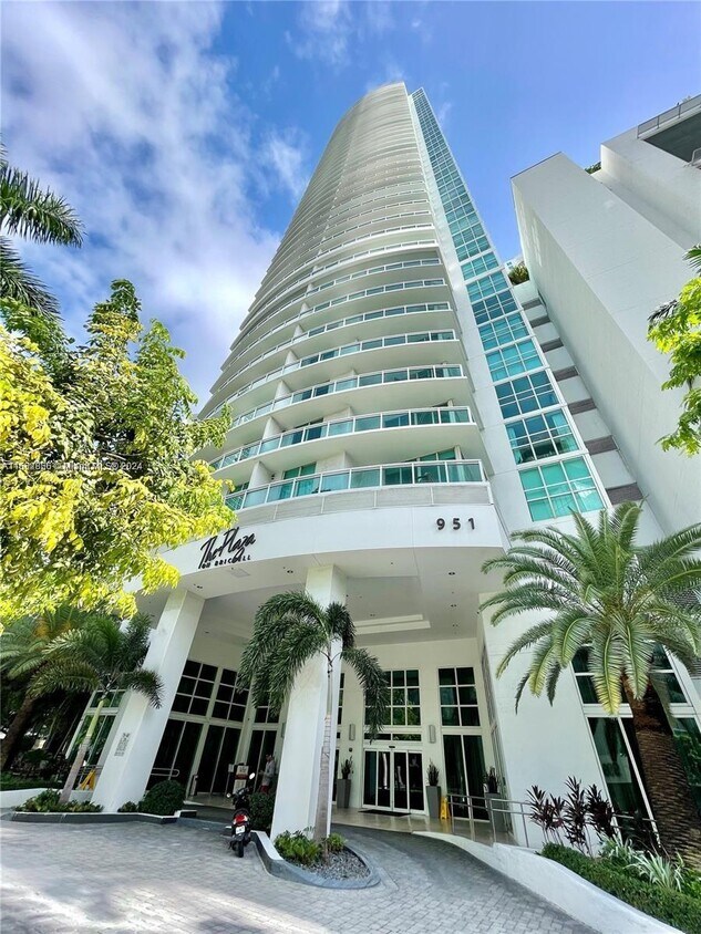 Foto principal - 951 Brickell Ave