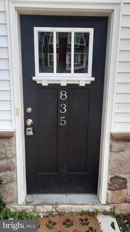 Foto del edificio - 835 Admiral's Quay Dr