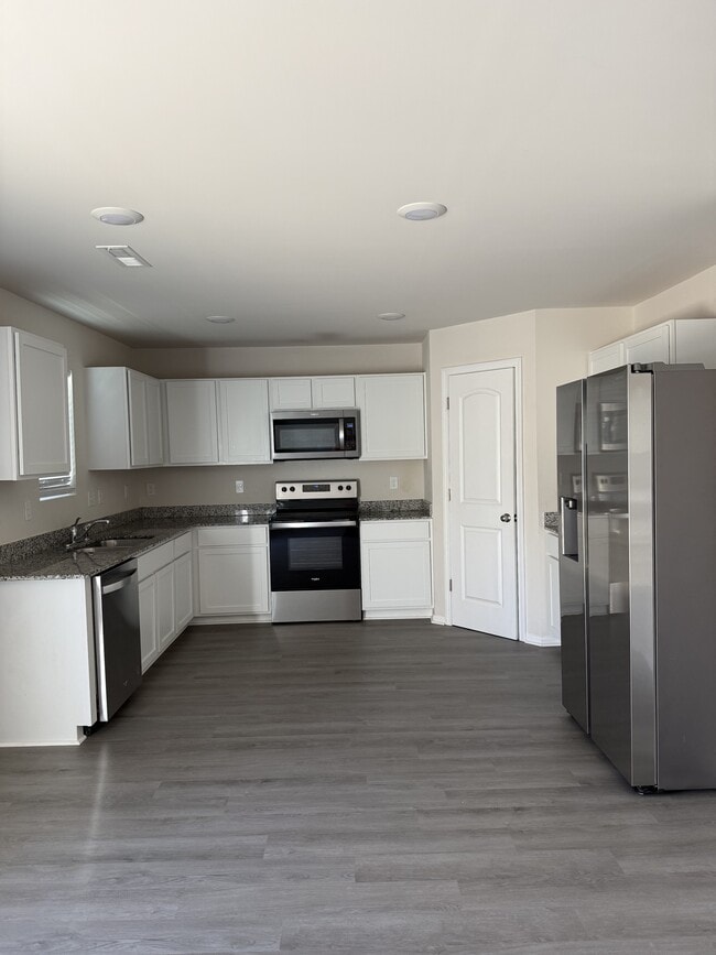 Photo - 4814 Stone Dr House