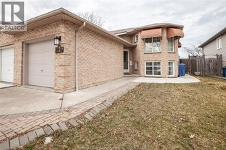 Building Photo - 1256 St Paul Ave